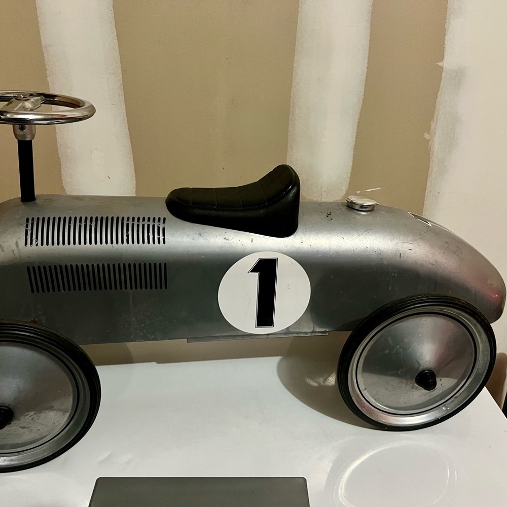 Silver Racing Ride-On Car for Kids - Picture 2 of 10